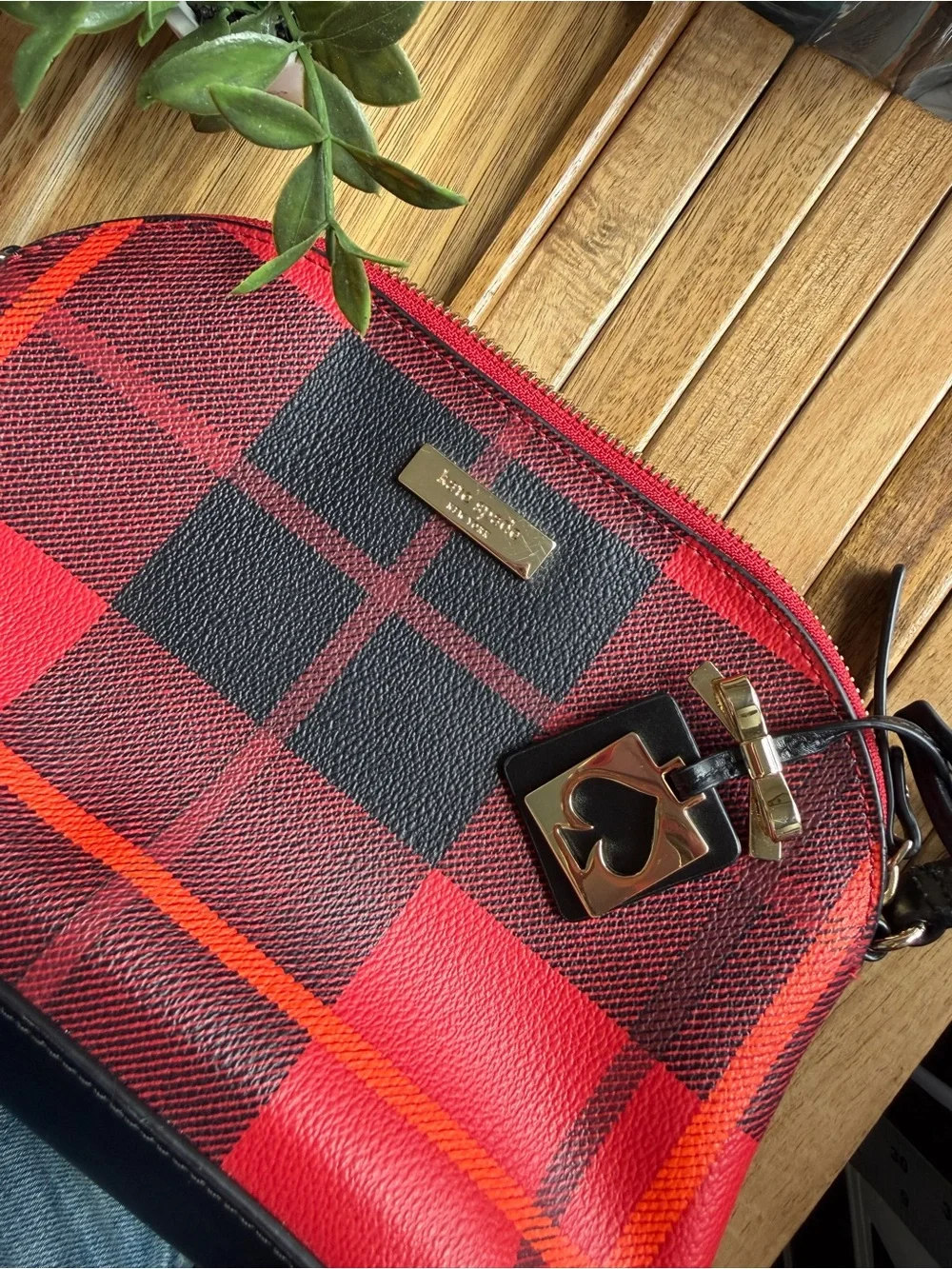 Kate Spade New York BRIGHTWATER DRIVE HANNA CROSSBODY EUC